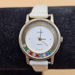 Vintage Consort Gemstone Bezel Quartz Ladies Watch New Battery Runs Great